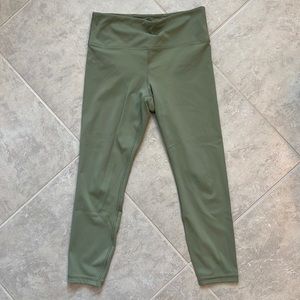 Athleta Elation Train 7/8 Tight